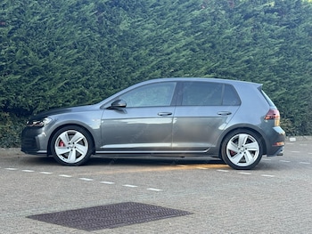 Used Volkswagen Golf 2020 for sale - 76114414: Photo
