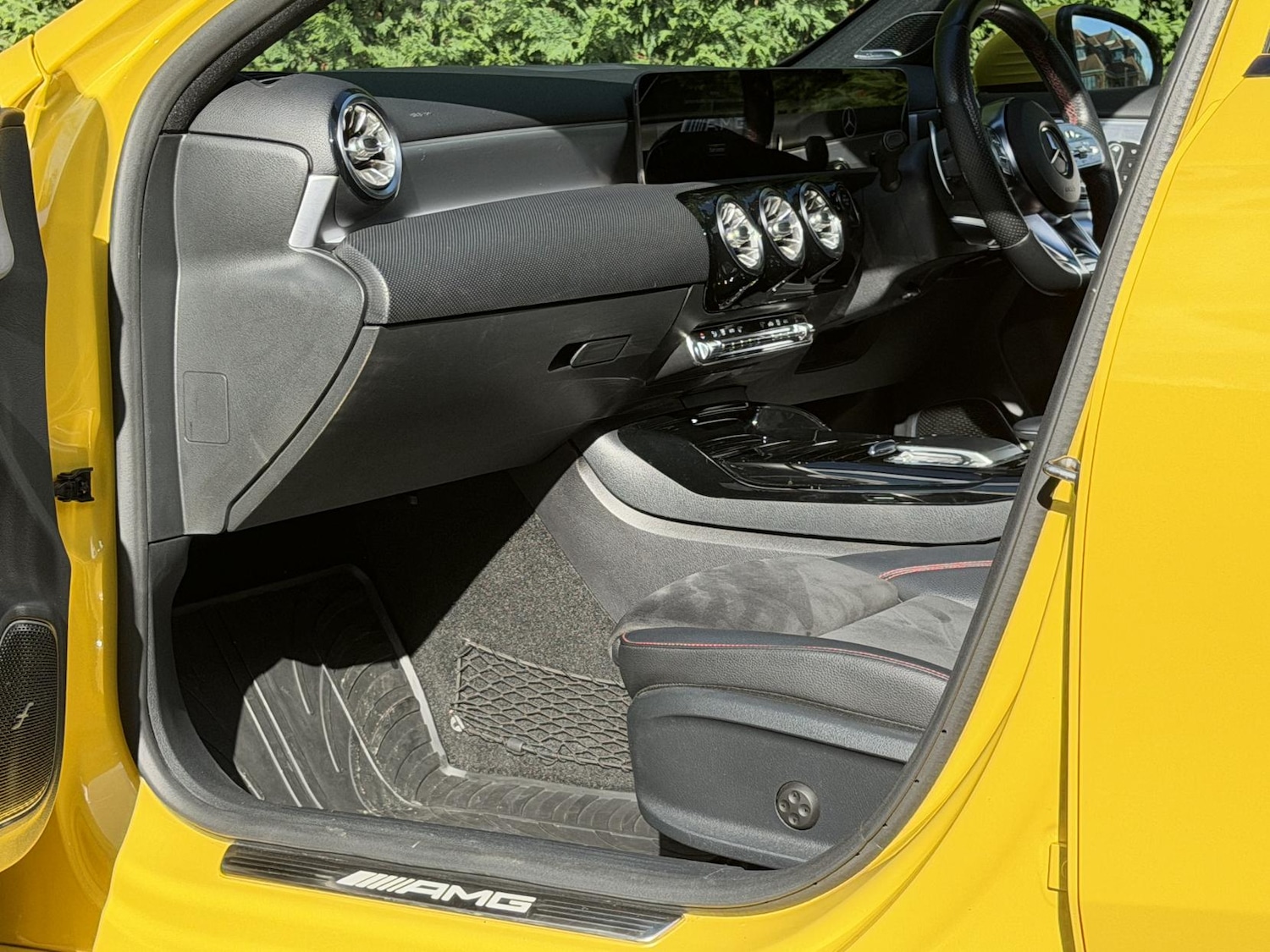 Used Mercedes-Benz A-Class 2019 for sale - 77570233: Photo 40