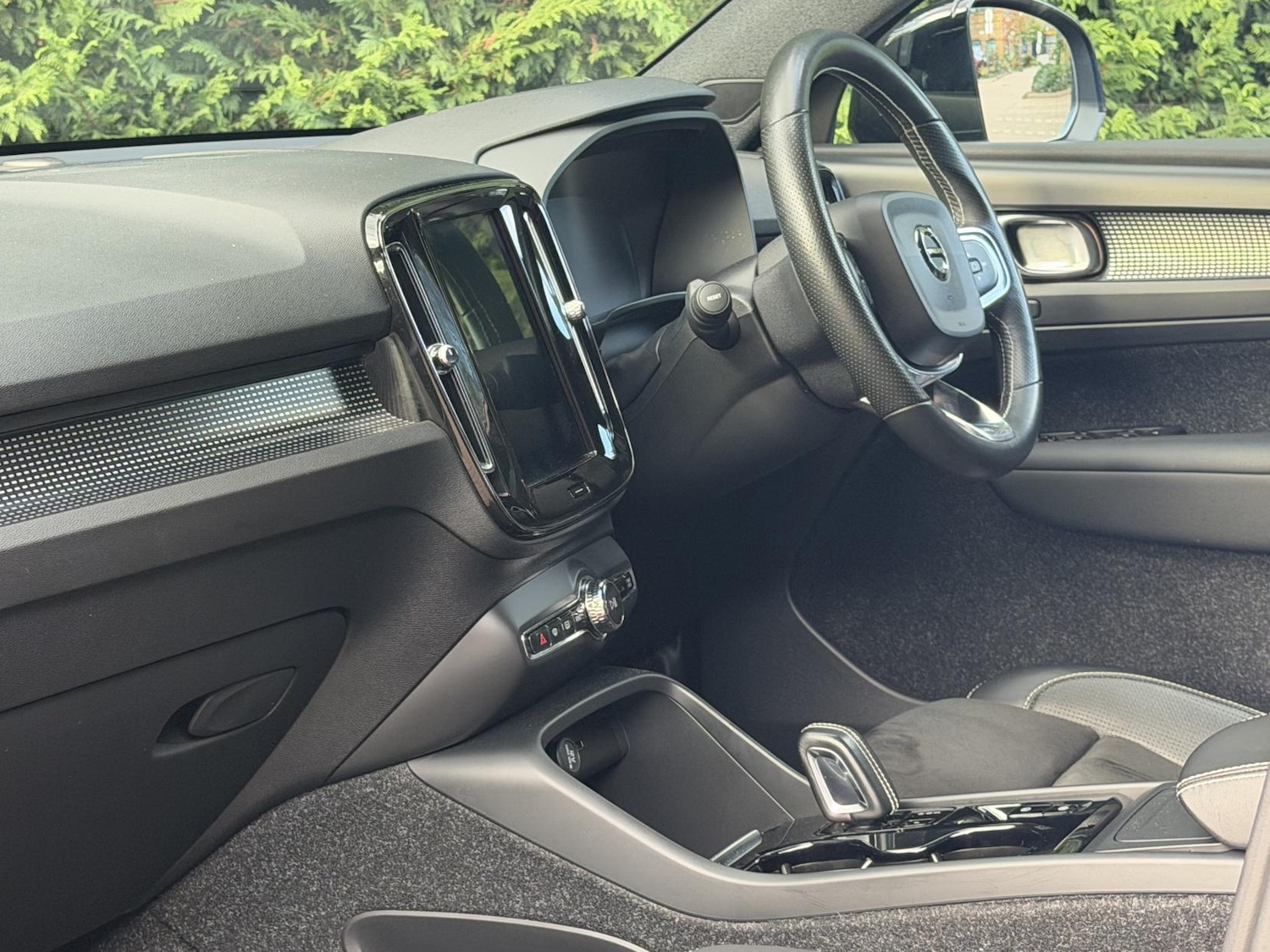 Used Volvo XC40 2018 for sale - 76452694: Photo 11