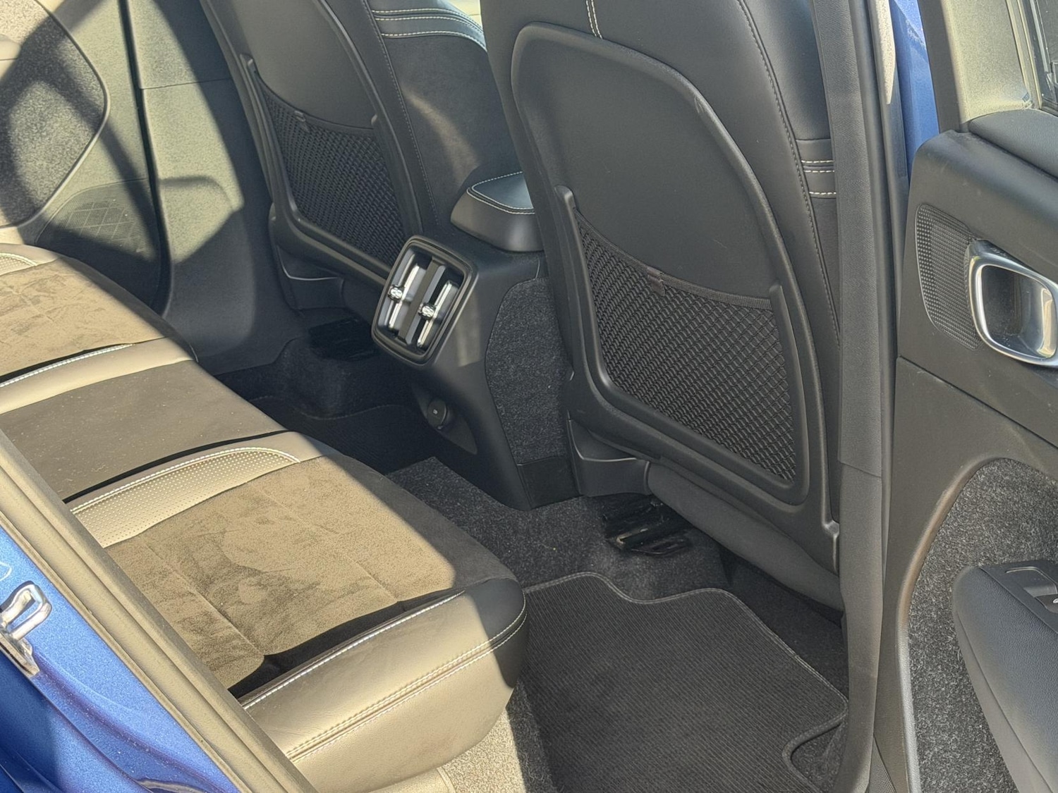 Used Volvo XC40 2018 for sale - 76452694: Photo 51