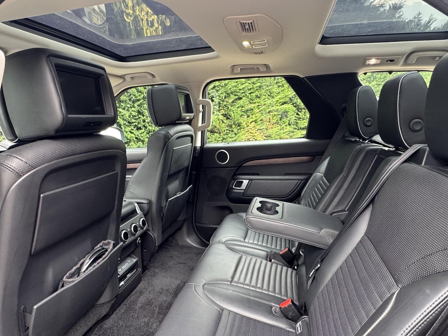 Used Land Rover Discovery 2019 for sale - 76322585: Photo 10