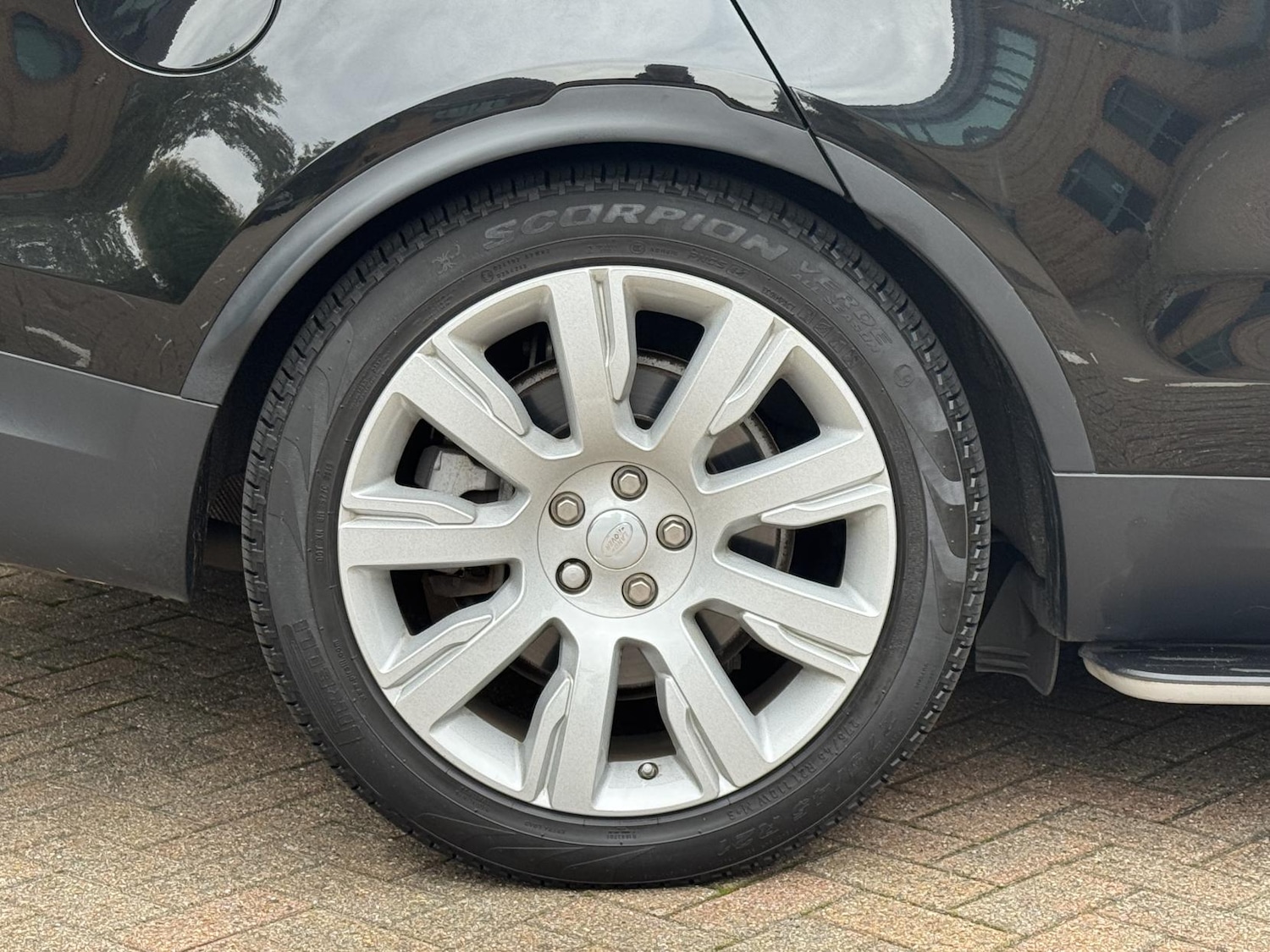 Used Land Rover Discovery 2019 for sale - 76322585: Photo 15
