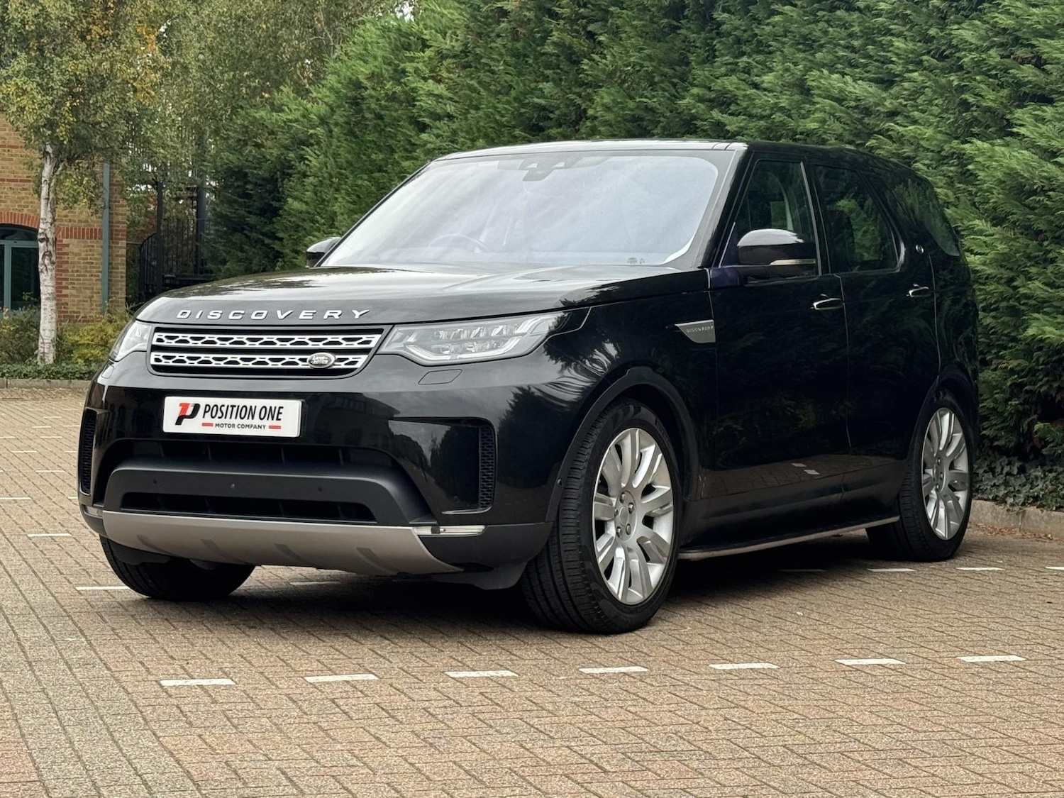 Used Land Rover Discovery 2019 for sale - 76322585: Photo 4