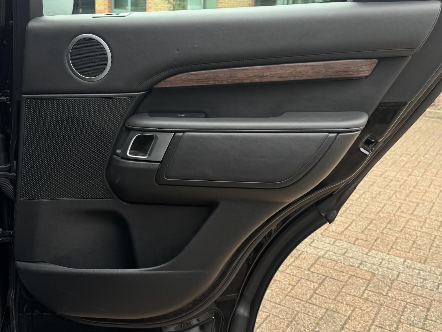 Used Land Rover Discovery 2019 for sale - 76322585: Photo 49