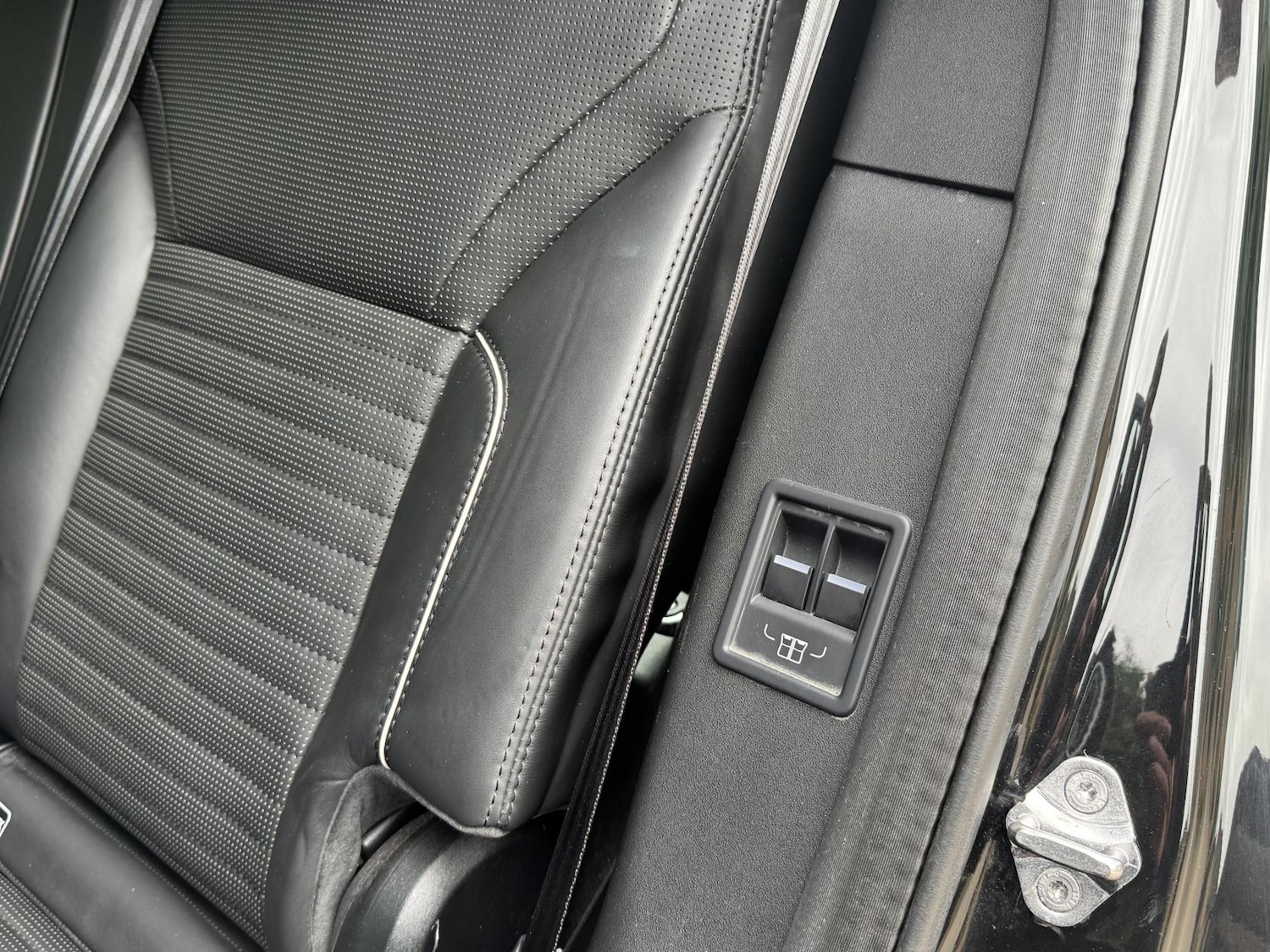 Used Land Rover Discovery 2019 for sale - 76322585: Photo 60