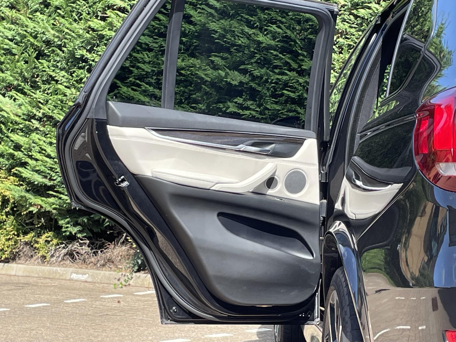 Vehicle 95