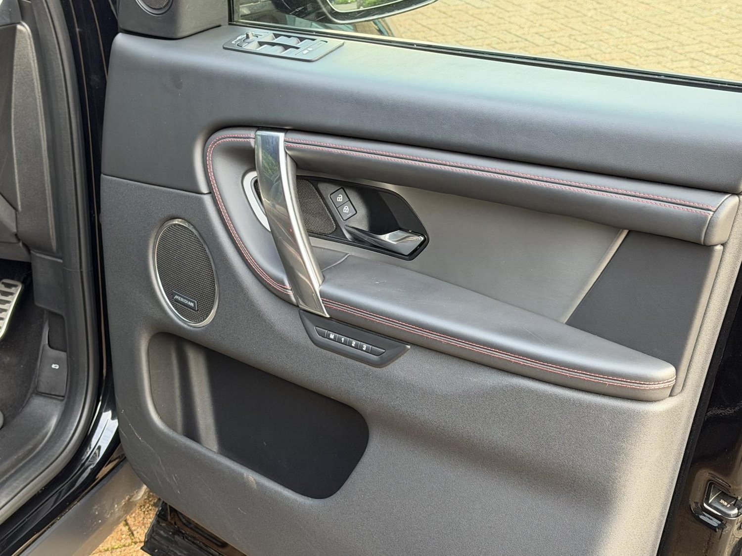 Used Land Rover Discovery Sport 2023 for sale - 77248163: Photo 23