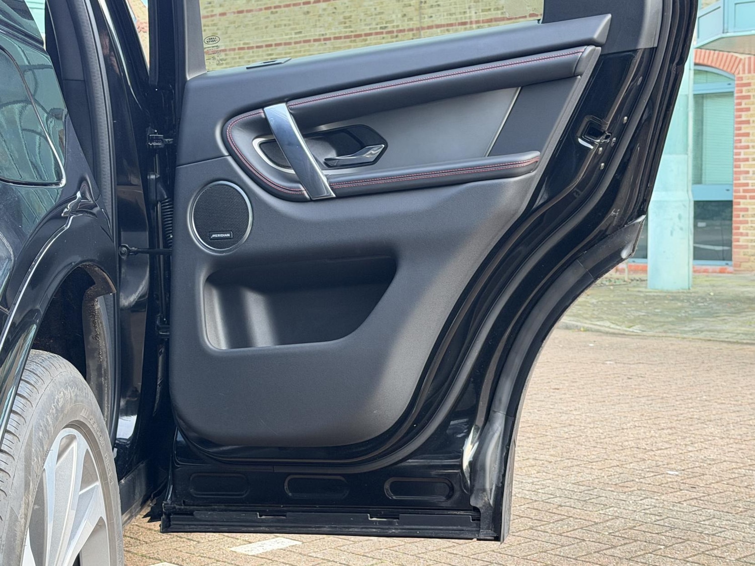 Used Land Rover Discovery Sport 2023 for sale - 77248163: Photo 51