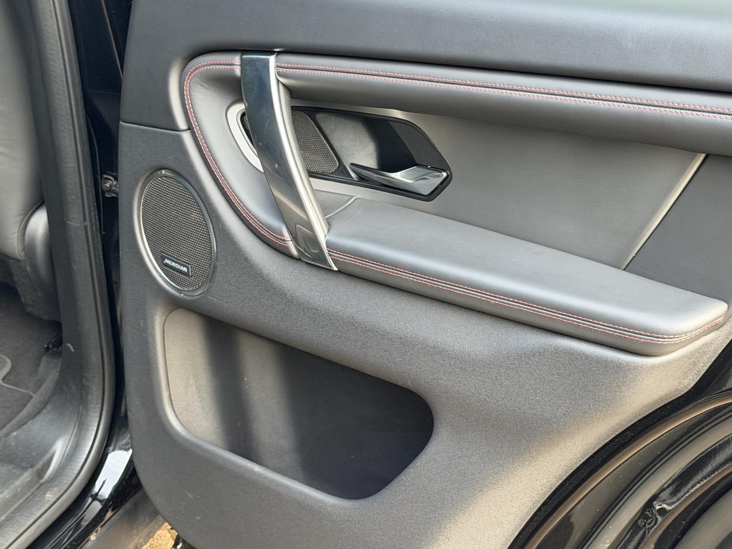 Used Land Rover Discovery Sport 2023 for sale - 77248163: Photo 52