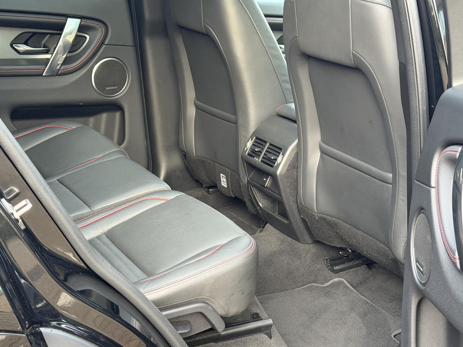 Used Land Rover Discovery Sport 2023 for sale - 77248163: Photo 53