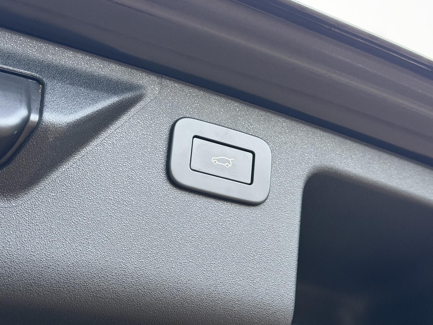 Used Land Rover Discovery Sport 2023 for sale - 77248163: Photo 65