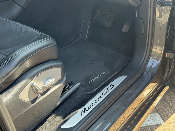 Used Porsche Macan 2018 for sale - 75599904: Photo 24