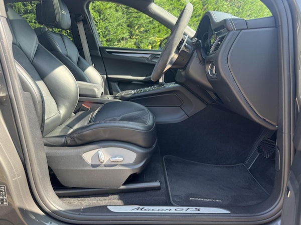 Used Porsche Macan 2018 for sale - 75599904: Photo 25