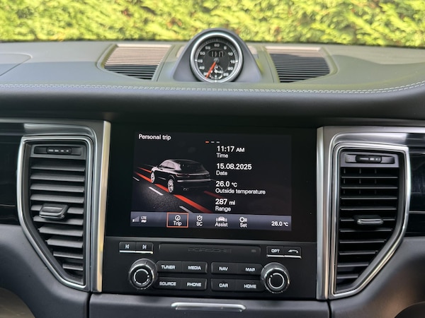 Used Porsche Macan 2018 for sale - 75599904: Photo 37