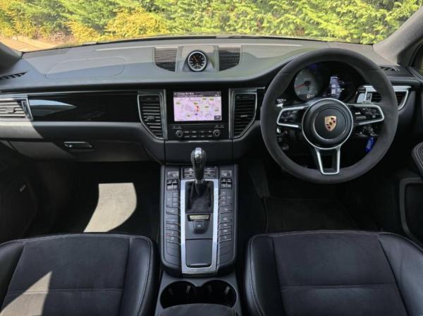 Used Porsche Macan 2018 for sale - 75599904: Photo 44