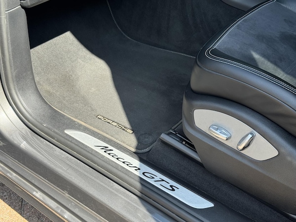 Used Porsche Macan 2018 for sale - 75599904: Photo 48