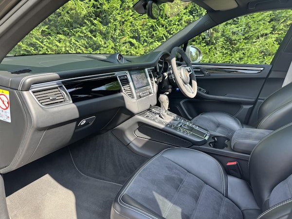 Used Porsche Macan 2018 for sale - 75599904: Photo 49
