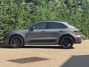 Used Porsche Macan 2018 for sale - 75599904: Photo