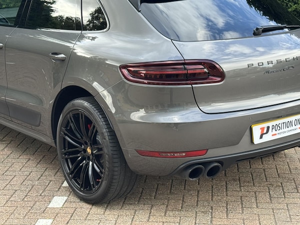 Used Porsche Macan 2018 for sale - 75739461: Photo 24