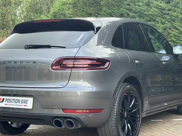 Used Porsche Macan 2018 for sale - 75739461: Photo 28