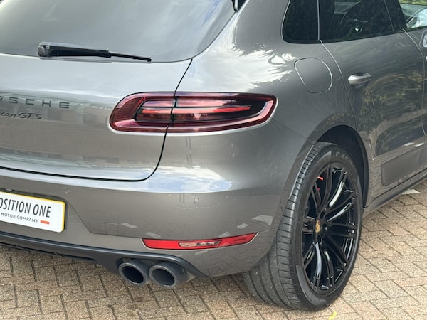 Used Porsche Macan 2018 for sale - 75739461: Photo 29