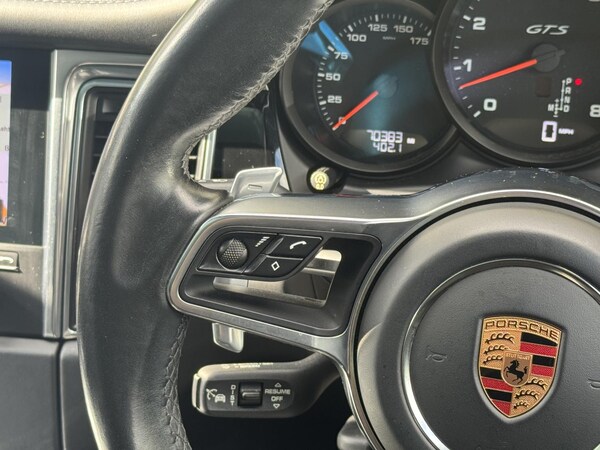 Used Porsche Macan 2018 for sale - 75739461: Photo 43