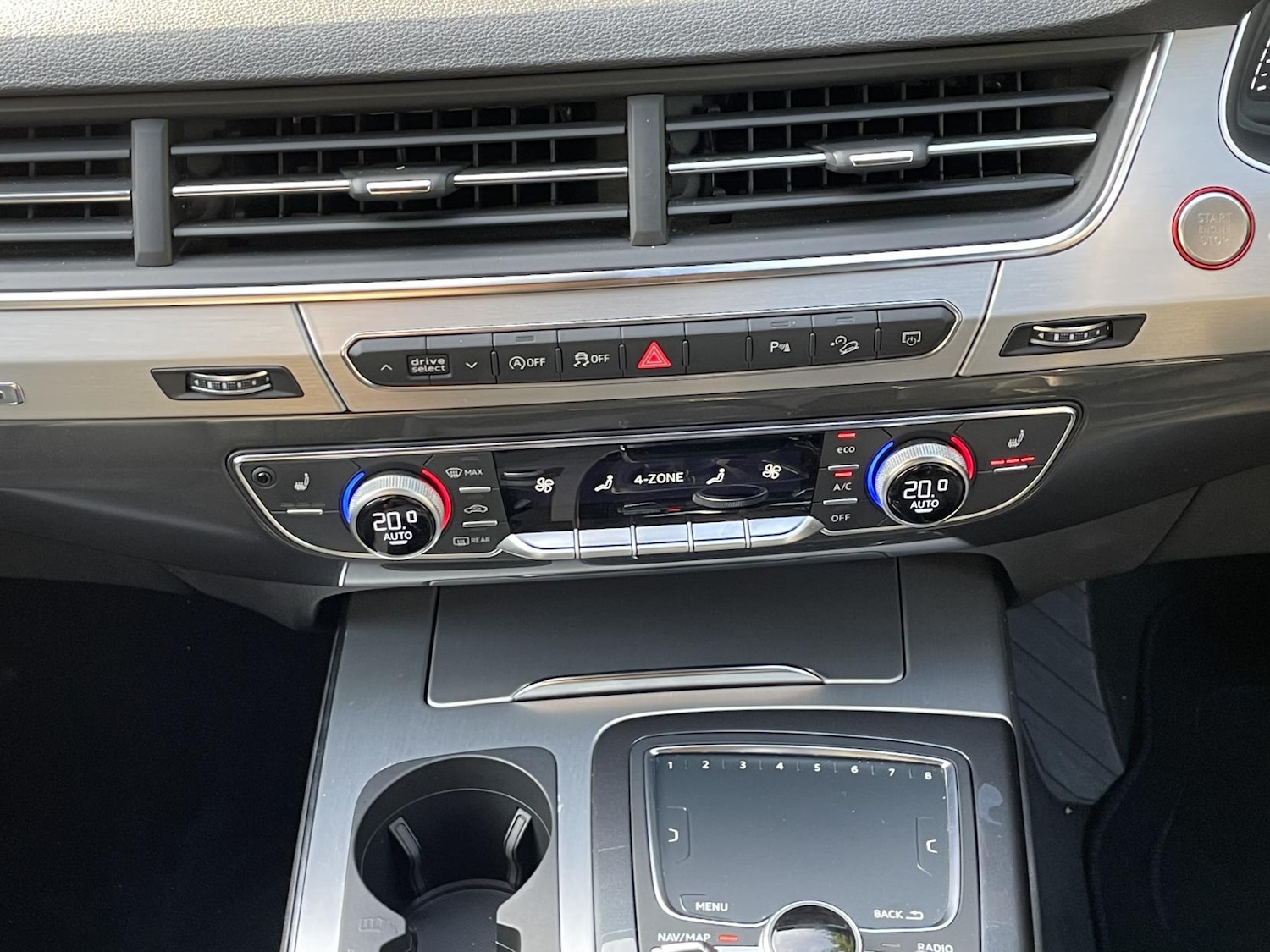 Used Audi SQ7 2018 for sale - 76244876: Photo 32