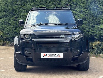 Used Land Rover Defender 110 2024 for sale - 75413909: Photo