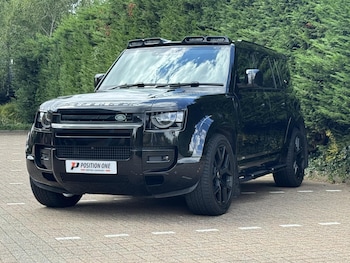 Used Land Rover Defender 110 2024 for sale - 75413909: Photo
