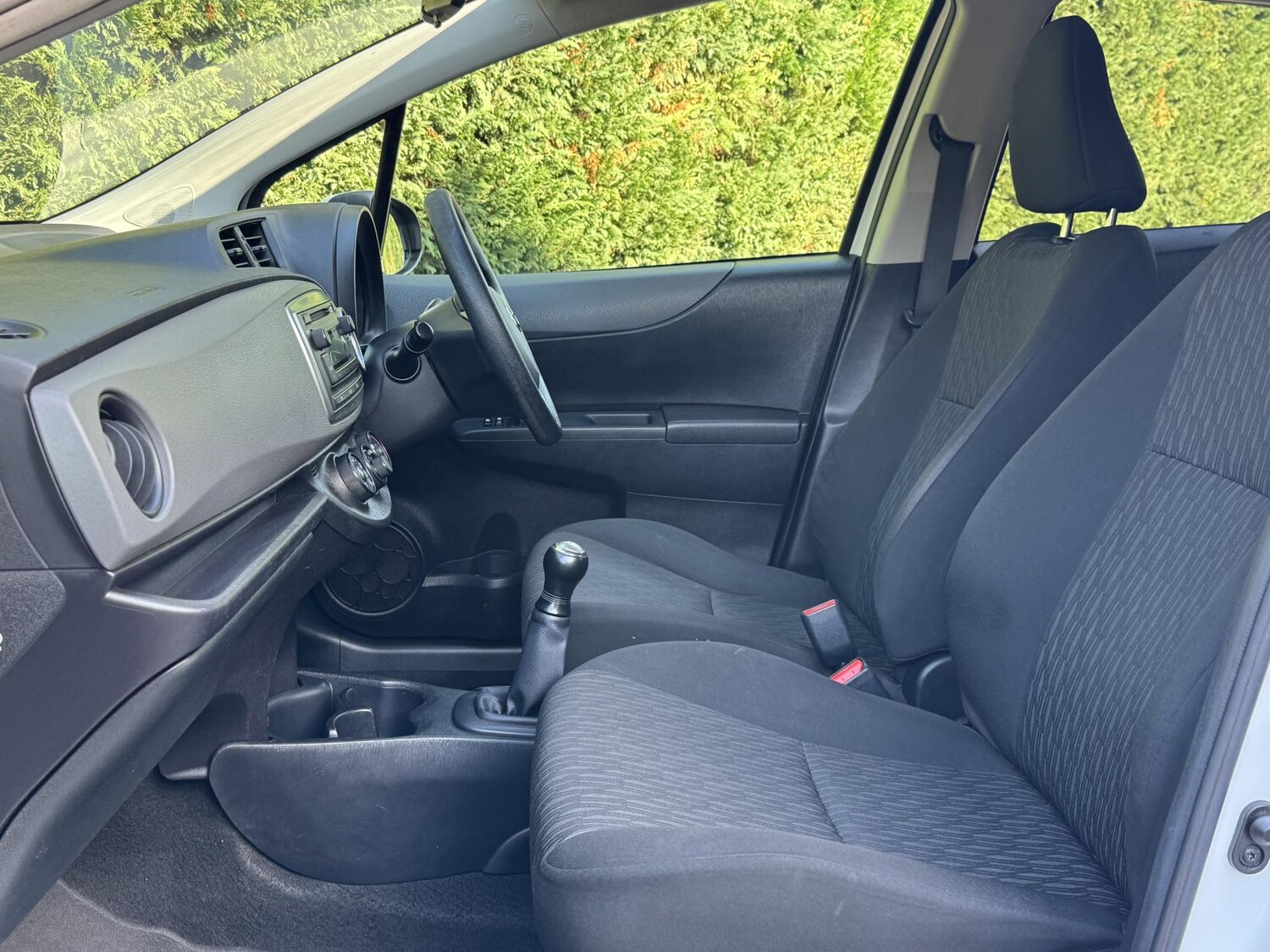 Used Toyota Yaris 2012 for sale - 77721806: Photo 39