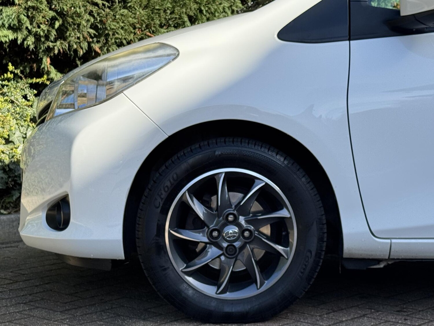 Used Toyota Yaris 2012 for sale - 77721806: Photo 41