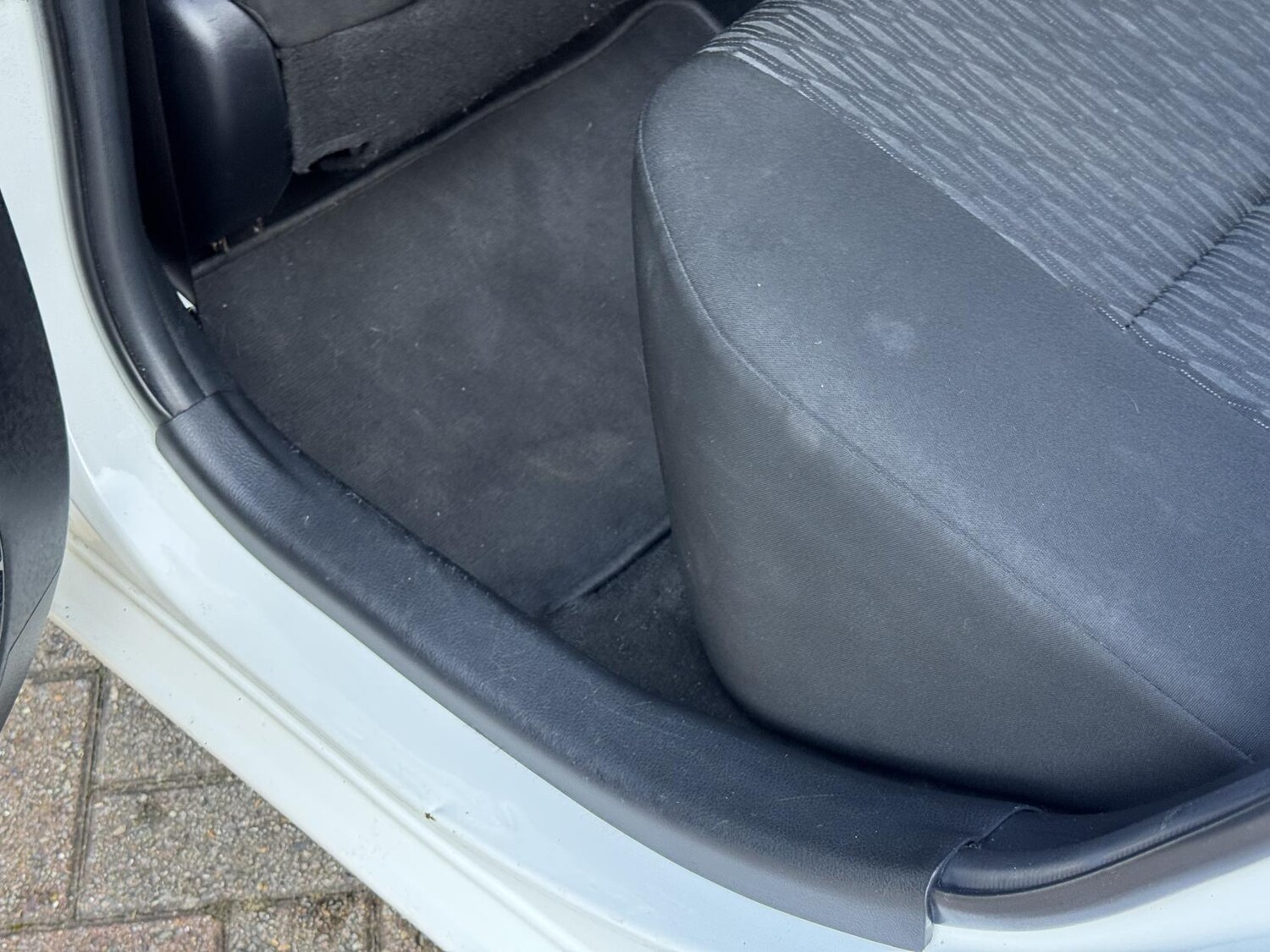 Used Toyota Yaris 2012 for sale - 77721806: Photo 56