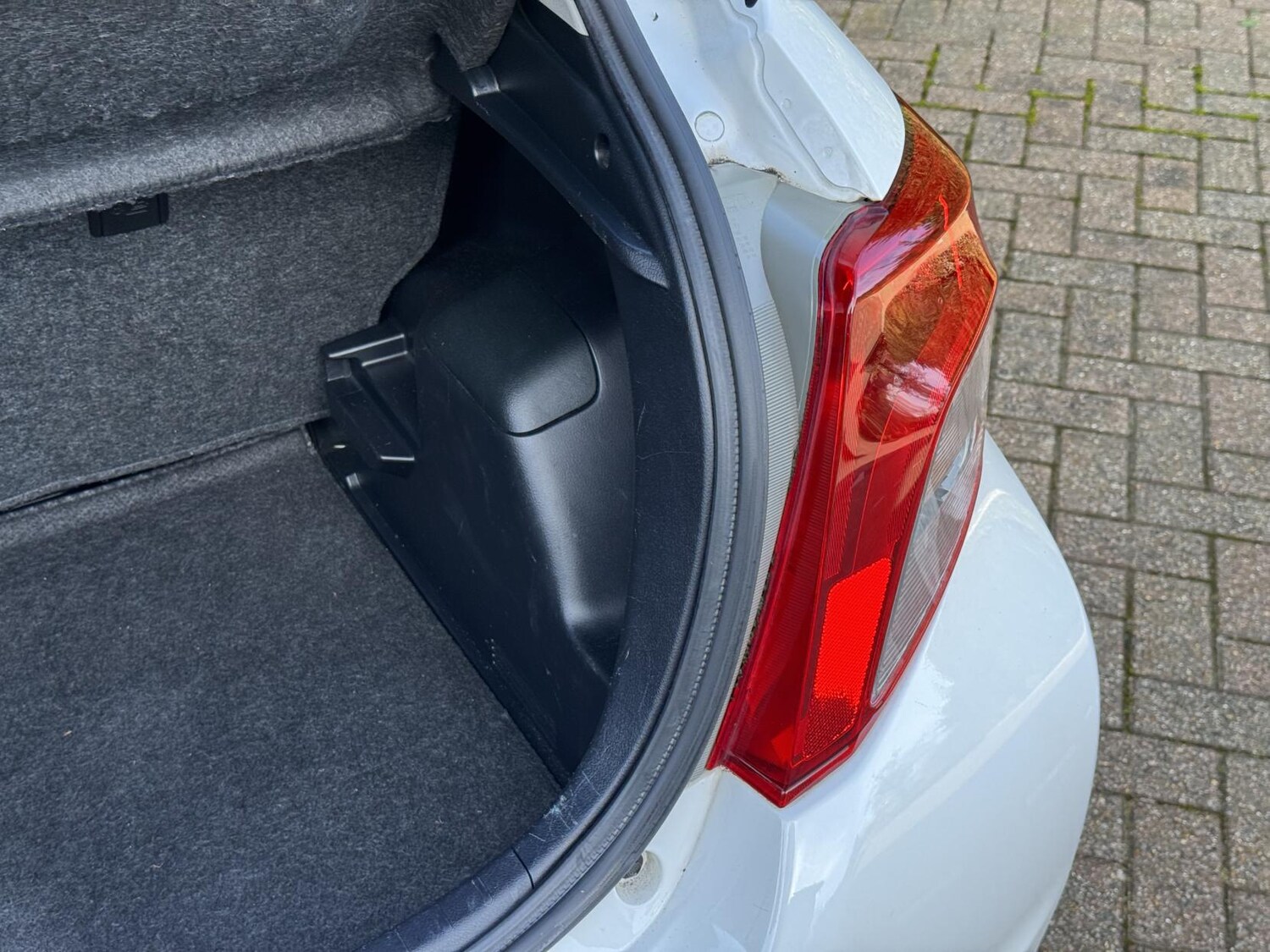 Used Toyota Yaris 2012 for sale - 77721806: Photo 61