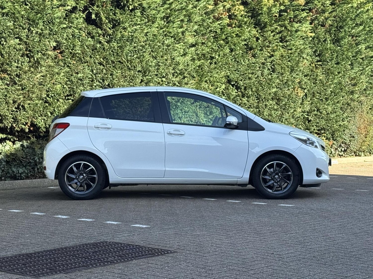 Used Toyota Yaris 2012 for sale - 77721806: Photo 9