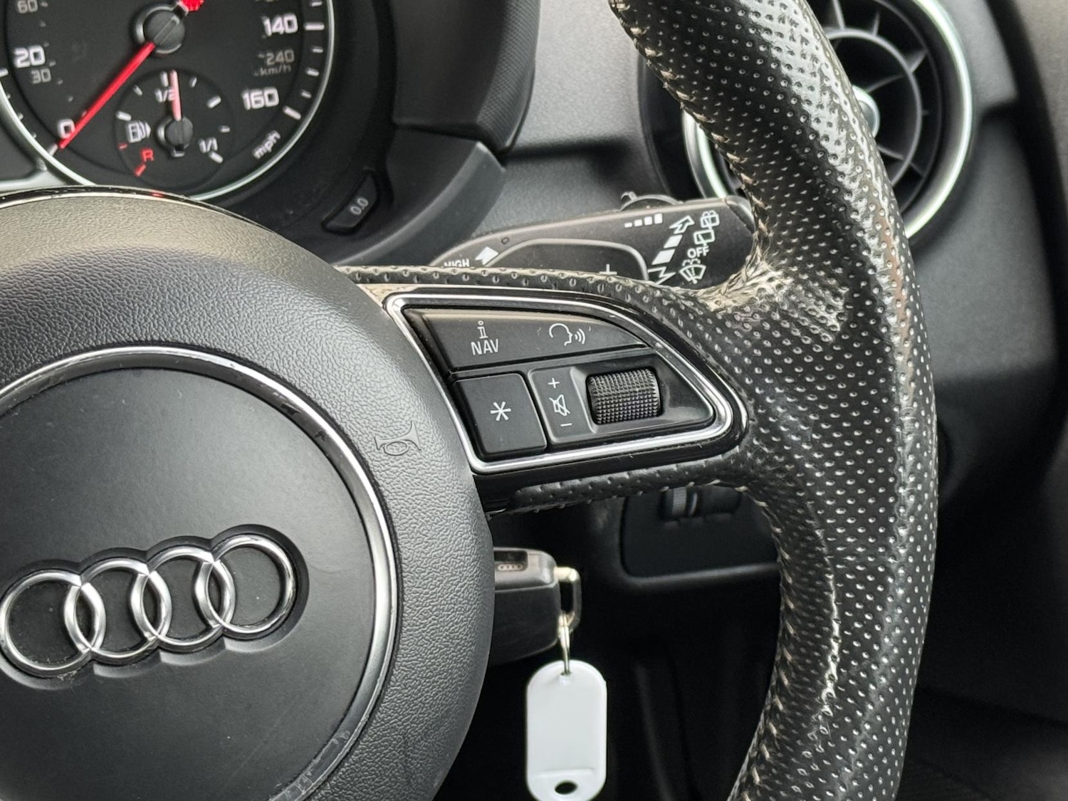 Used Audi A1 2014 for sale - 76340772: Photo 31