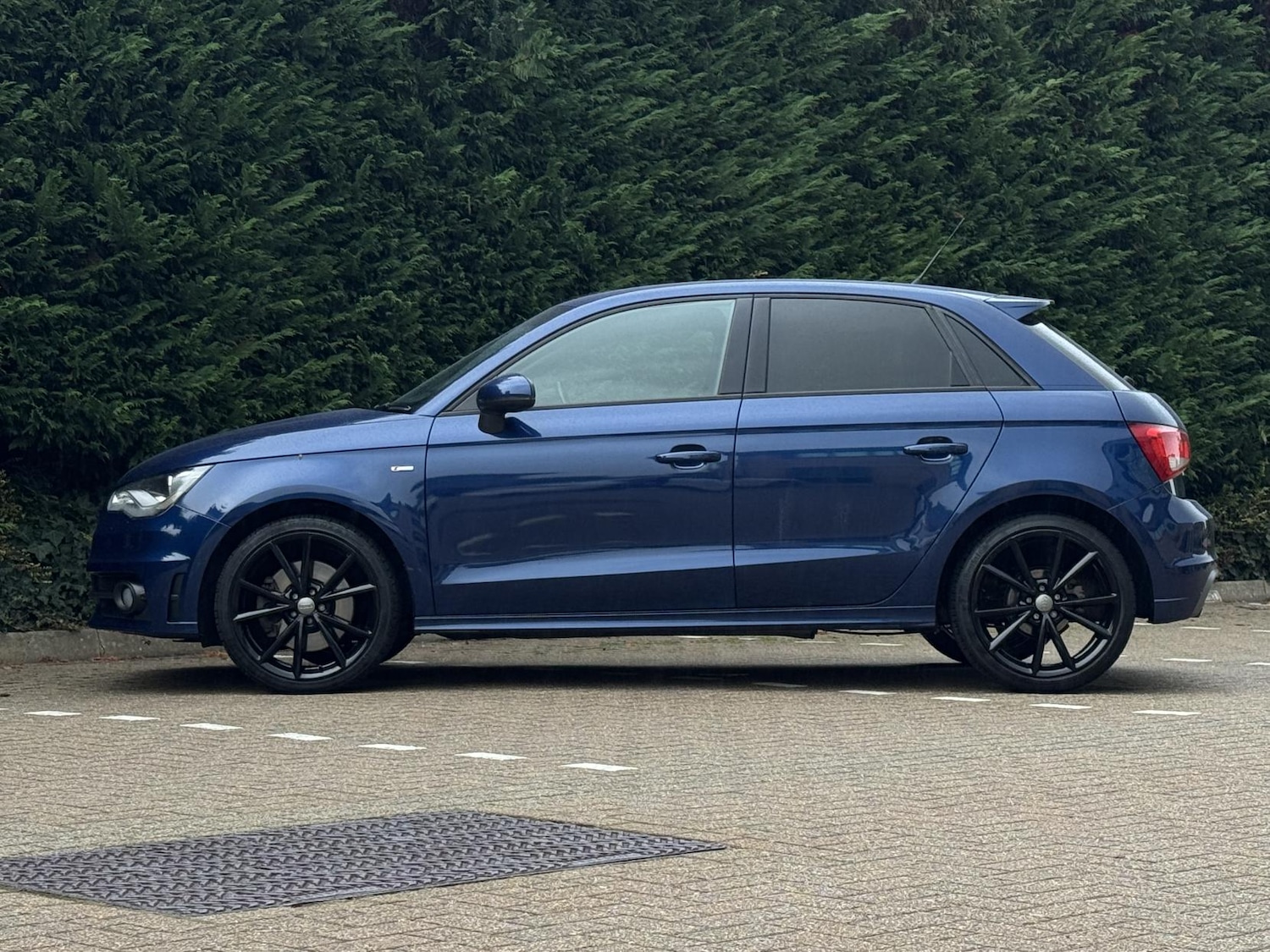 Used Audi A1 2014 for sale - 76340772: Photo 5