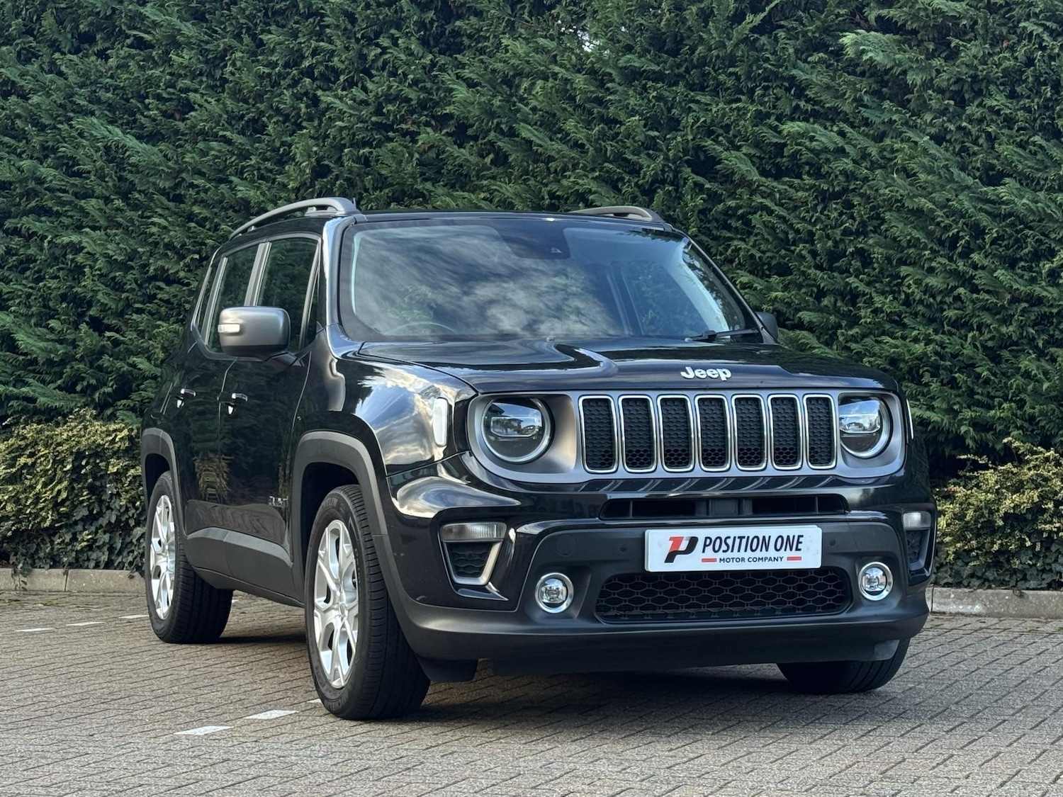 Used Jeep Renegade 2020 for sale - 76750323: Photo 2