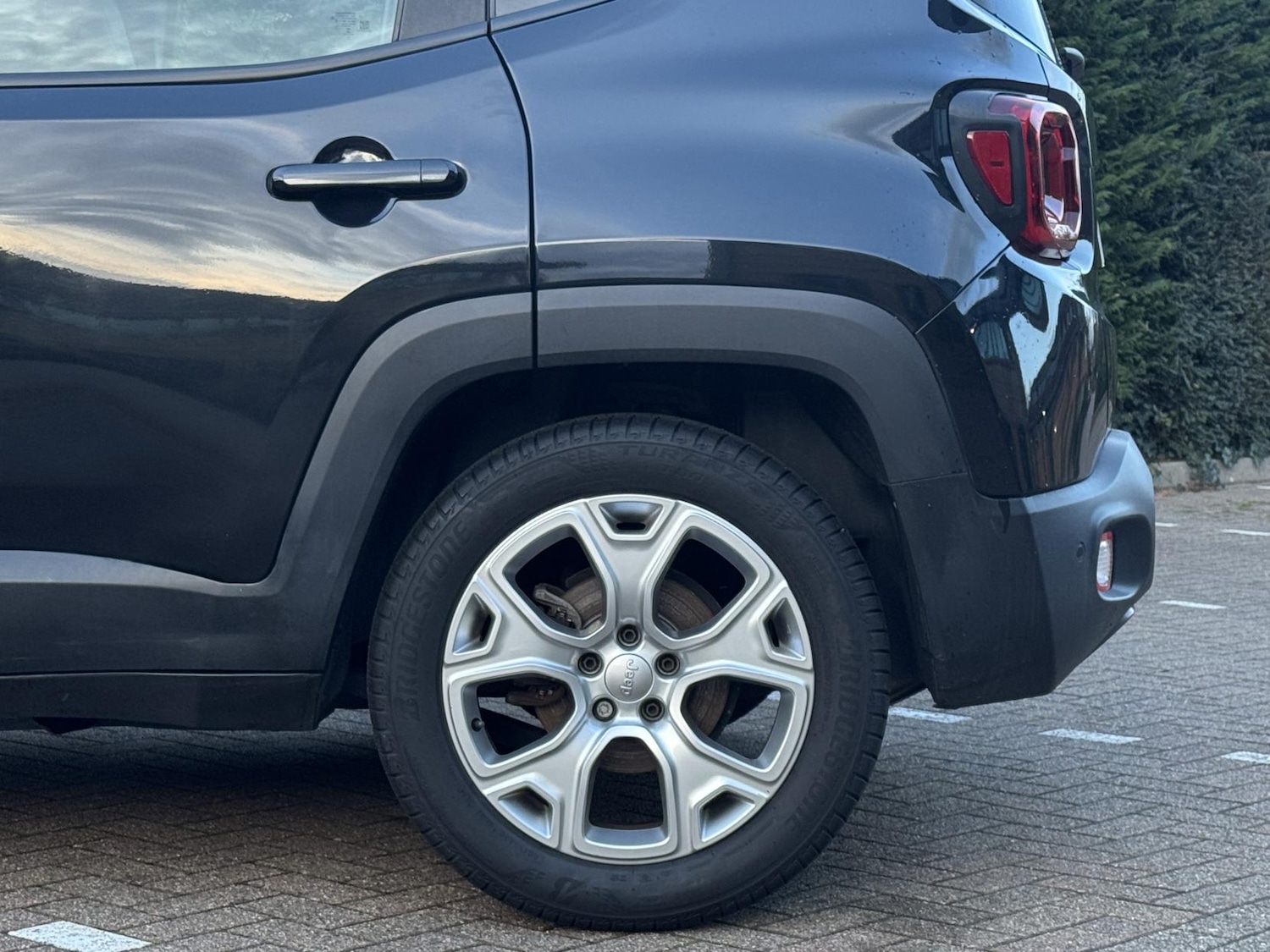 Used Jeep Renegade 2020 for sale - 76750323: Photo 46