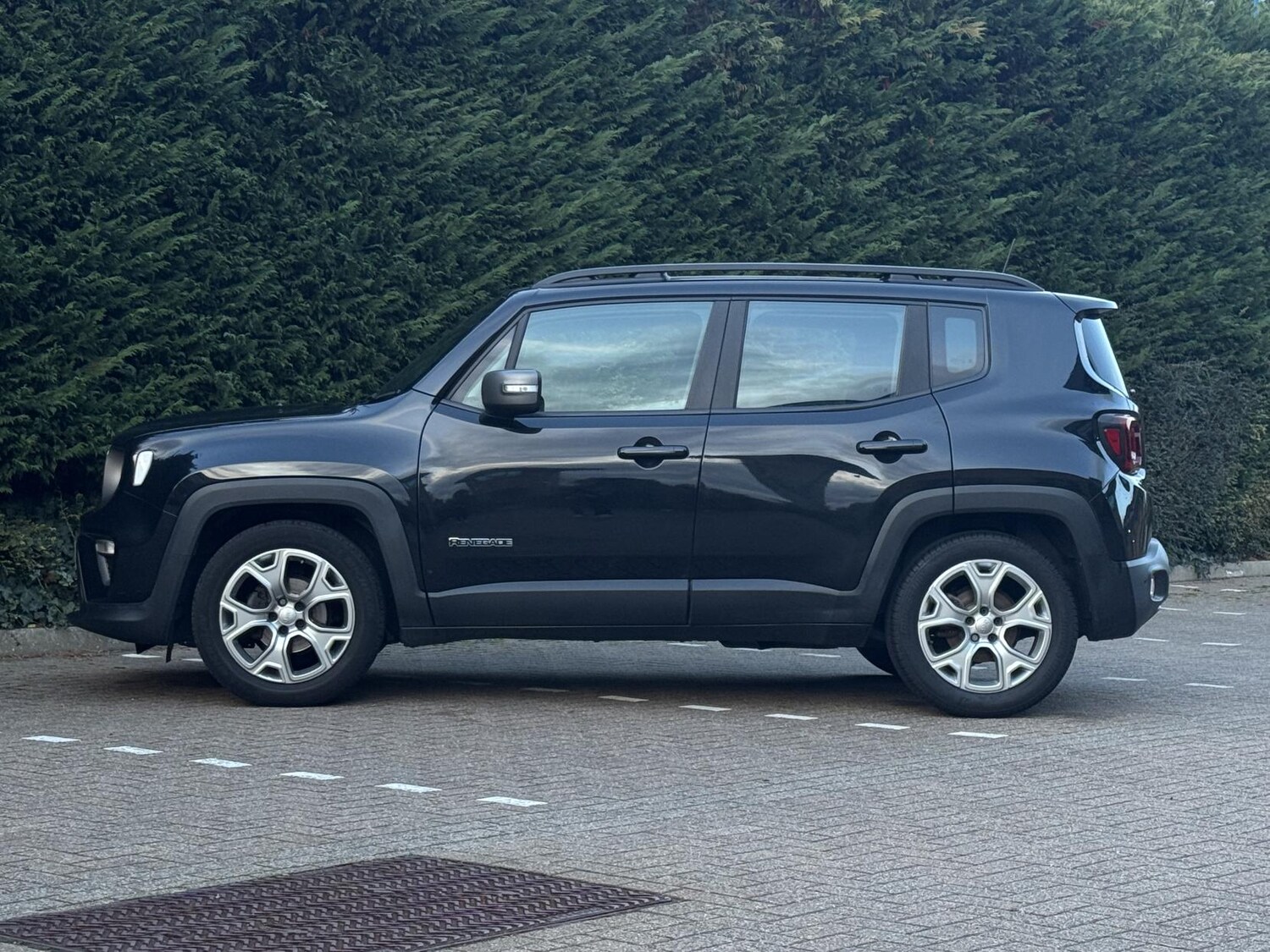 Used Jeep Renegade 2020 for sale - 76750323: Photo 5