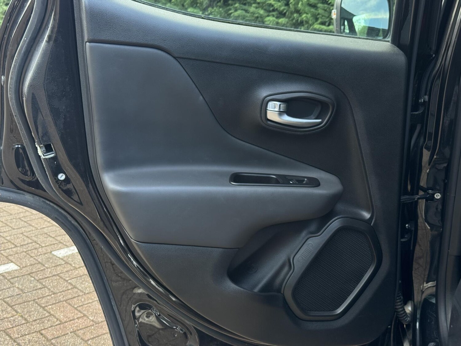 Used Jeep Renegade 2020 for sale - 76750323: Photo 62