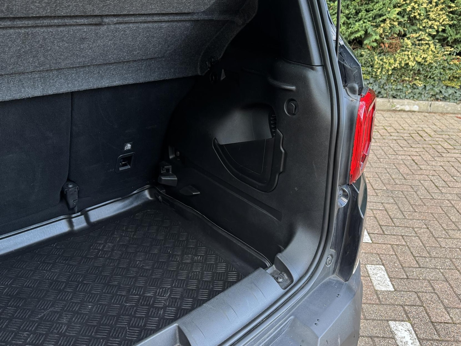 Used Jeep Renegade 2020 for sale - 76750323: Photo 65