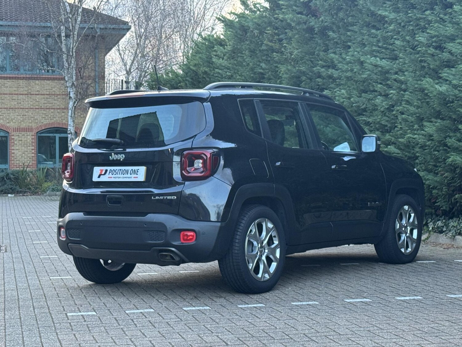 Used Jeep Renegade 2020 for sale - 76750323: Photo 8