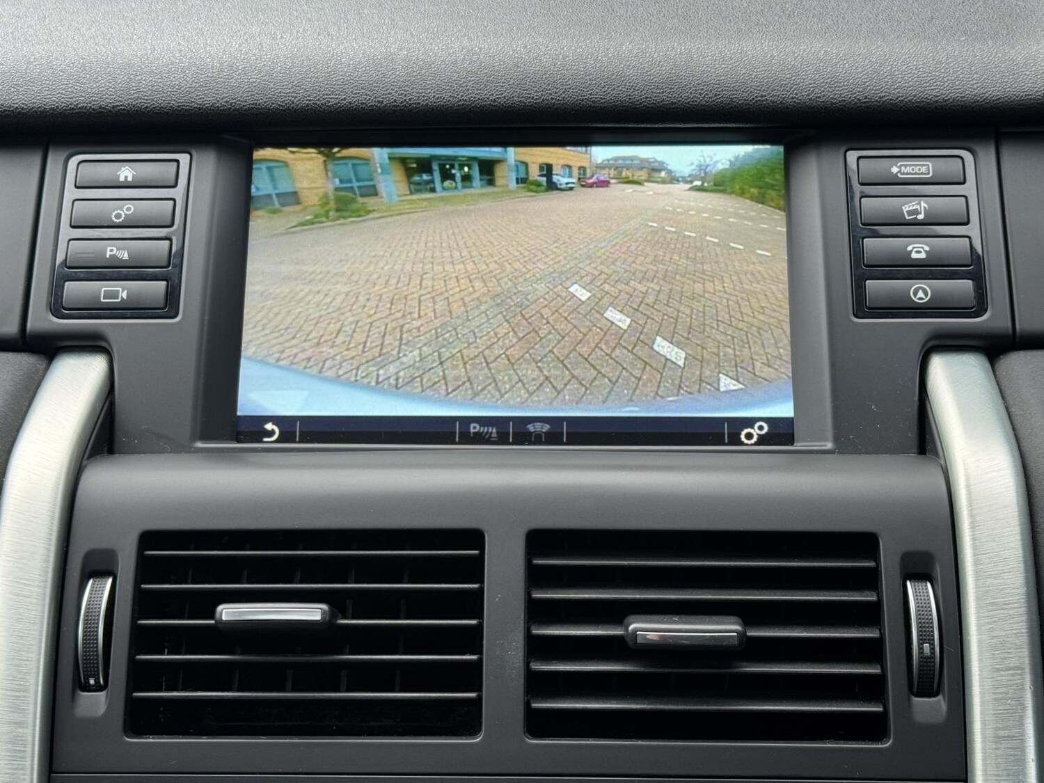 Used Land Rover Discovery Sport 2018 for sale - 77495165: Photo 12