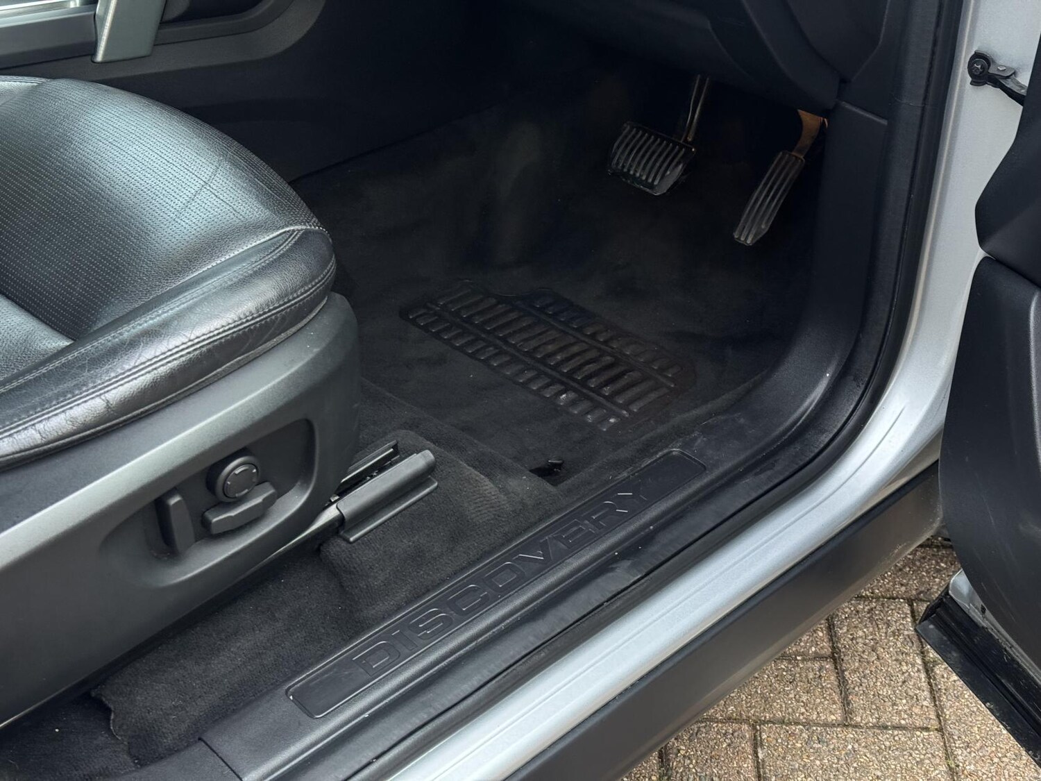 Used Land Rover Discovery Sport 2018 for sale - 77495165: Photo 25