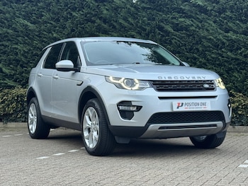 Used Land Rover Discovery Sport 2018 for sale - 77495165: Photo