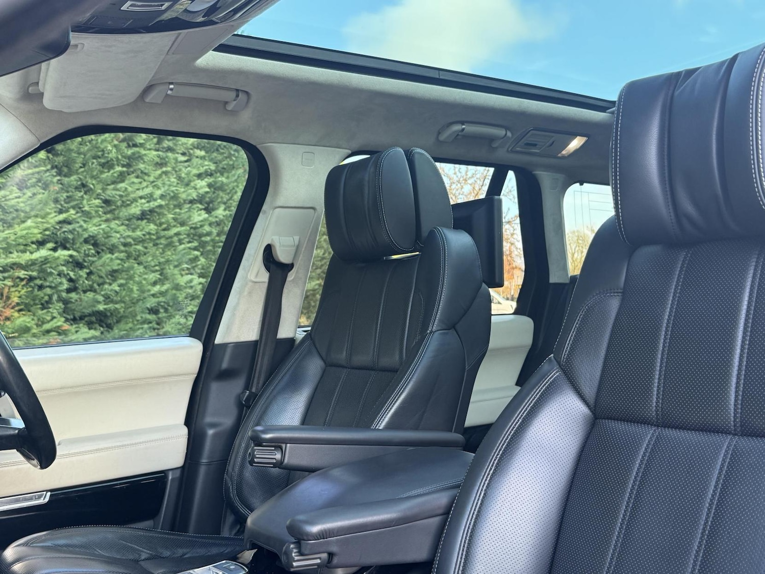 Used Land Rover Range Rover 2015 for sale - 76908403: Photo 12