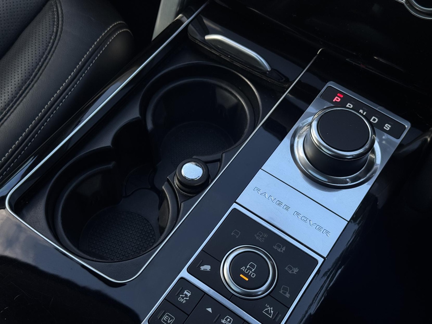 Used Land Rover Range Rover 2015 for sale - 76908403: Photo 31