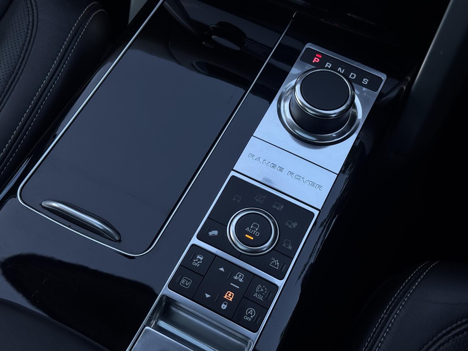 Used Land Rover Range Rover 2015 for sale - 76908403: Photo 32