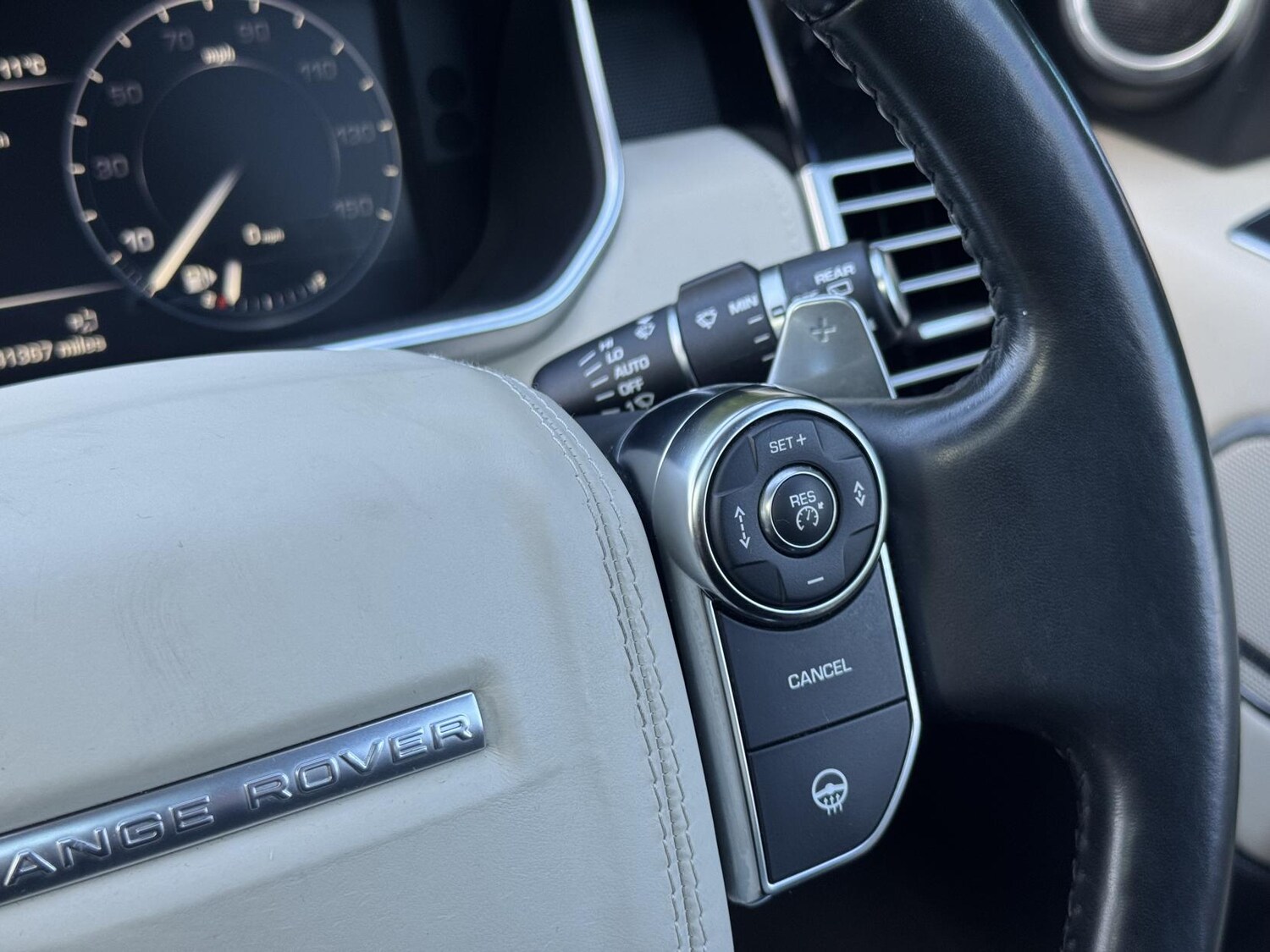 Used Land Rover Range Rover 2015 for sale - 76908403: Photo 42