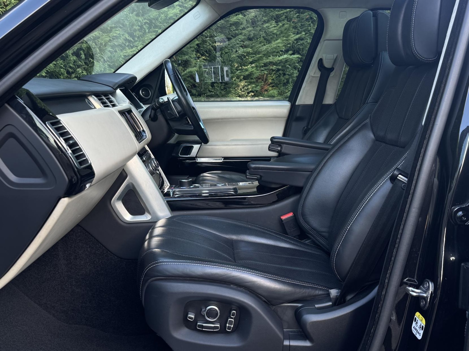 Used Land Rover Range Rover 2015 for sale - 76908403: Photo 47